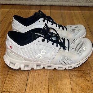 On Running Women’s OnCloud White and Black Athletic Shoes